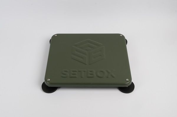 Комплект Starlink Mini для авто: терминал + оливковый защитный корпус