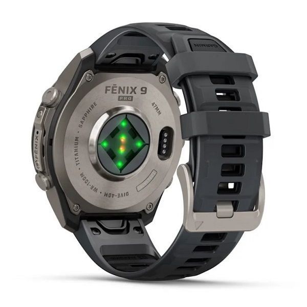 Смарт-годинник Garmin Fenix 9 Pro (47 мм) inReach з титановим корпусом і графітово-чорним силіконовим ремінцем