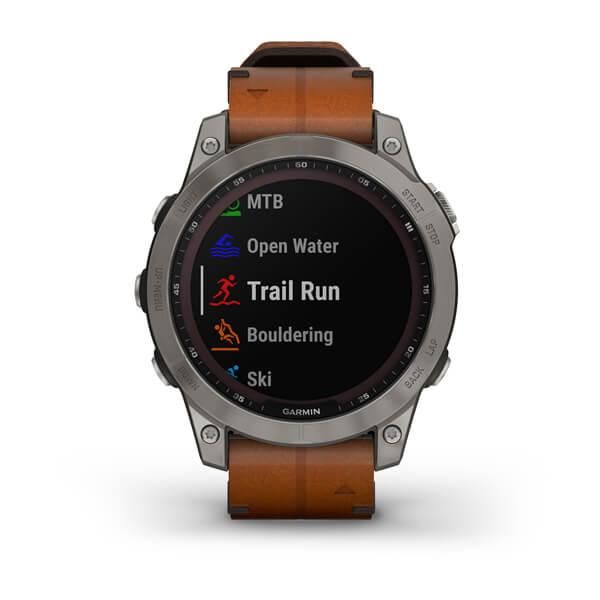 Смарт-часы Garmin Fenix 7 Sapphire Solar титановые серые с коричневым кожаным ремешком 010-02540-31 фото