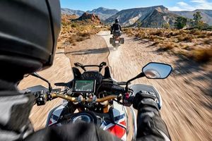 Навігатор для мотоцикла Garmin Zumo XT – основний функціонал фото