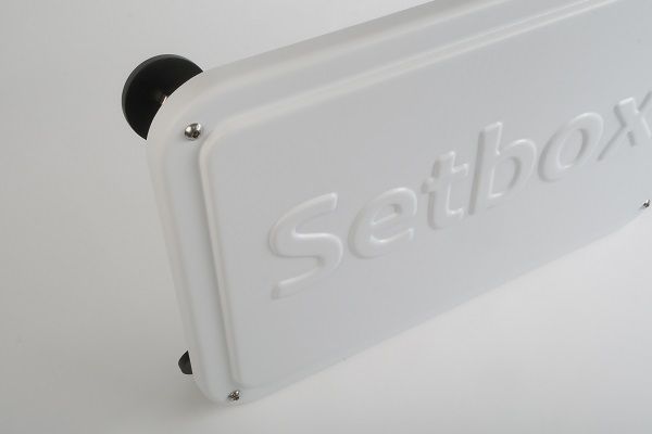 Комплект Starlink Gen2 для авто: термінал + білий захисний корпус