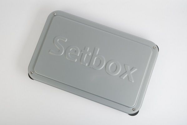 Комплект Starlink Gen2 для авто: терминал + серый защитный корпус