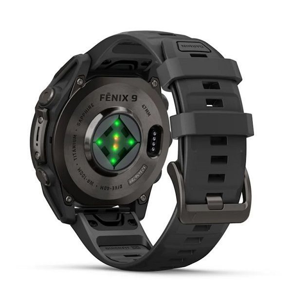 Смарт-годинник Garmin Fenix 9 (47 мм) з титановим корпусом Carbon Gray DLC і чорним силіконовим ремінцем