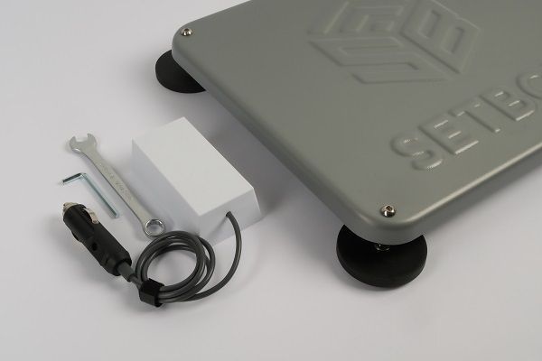 Комплект Starlink Mini для авто: терминал в защитном сером корпусе + адаптер питания 12 V