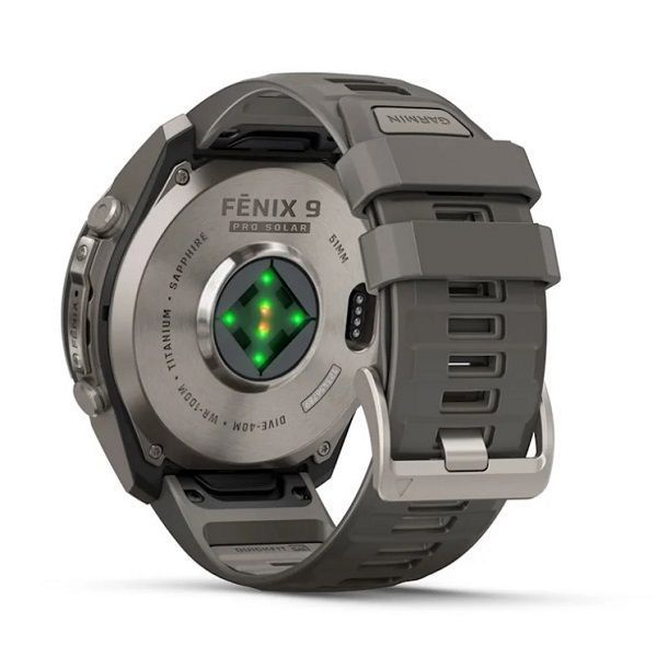 Смарт-годинник Garmin Fenix 9 Pro Solar (51 мм) з титановим корпусом і силіконовим ремінцем кольору галька / сріблясто-сірий