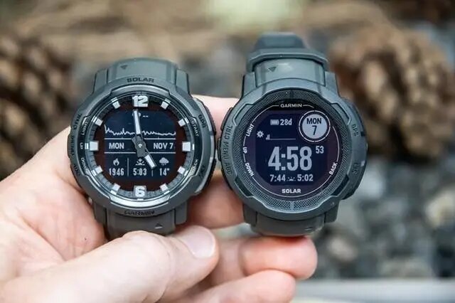 Garmin fenix 5 vs garmin instinct on sale