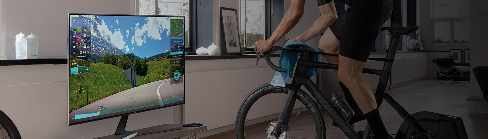 Тренажер Tacx NEO 2T работает с рядом популярных обучающих программ, таких как TrainerRoad и Zwift